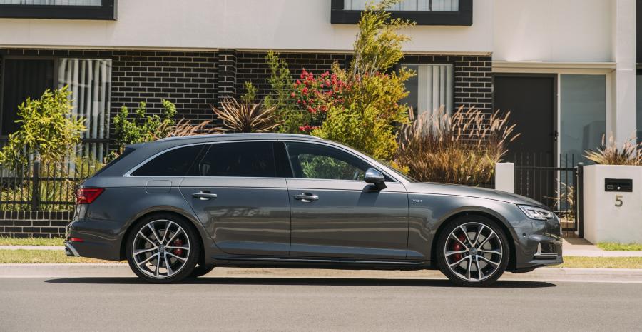  Audi S4 Avant (B9) 2017 года  (AU) (фото 4 из 41)